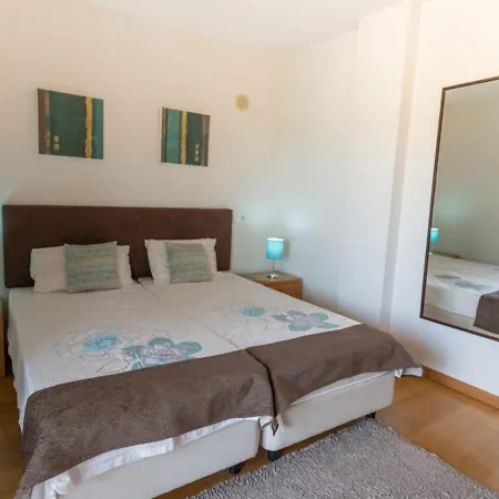 Apartamento Espacoso Com Piscina Albufeira